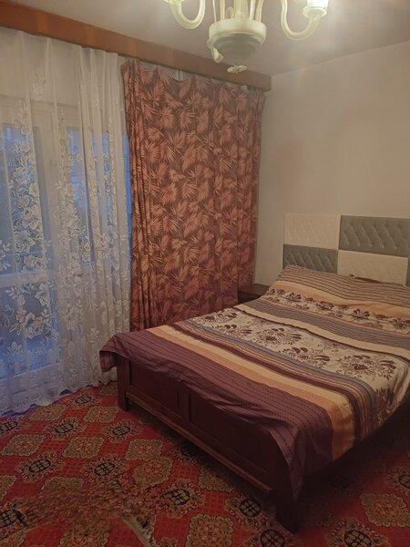 Vitan-Mall, etajul 1/4, vedere mixta, 2 balcoane.