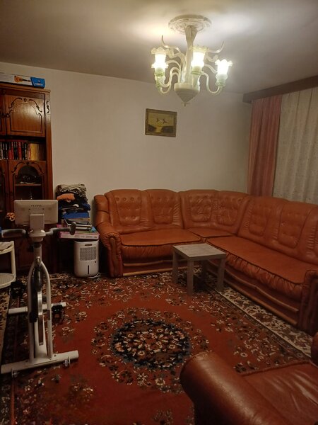 Vitan-Mall, etajul 1/4, vedere mixta, 2 balcoane.